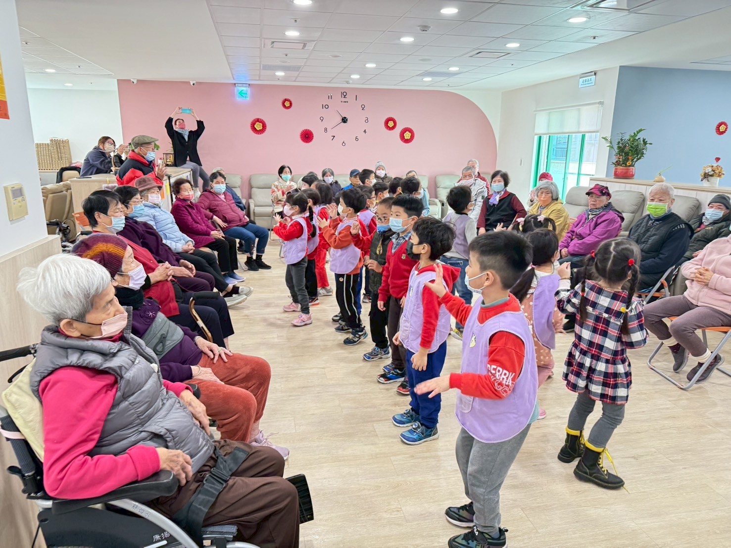 LINE_ALBUM_活動照_250427_1.jpg